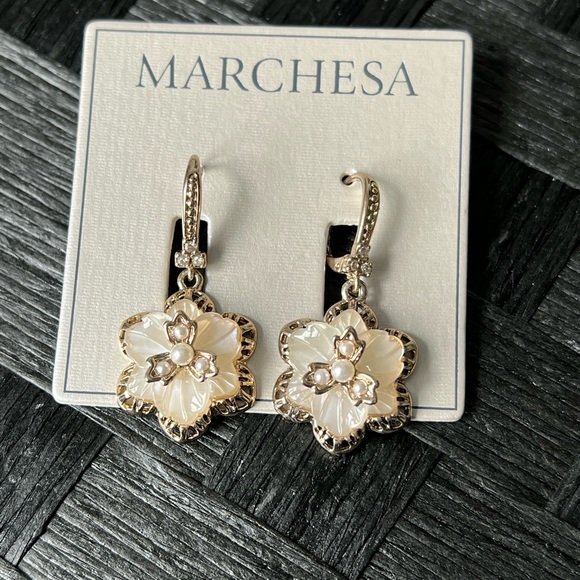 Marchesa Earrings - Picture 5 of 6